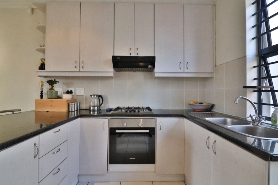 To Let 2 Bedroom Property for Rent in Royal Ascot Western Cape